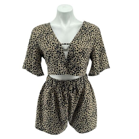 Women’s Cheetah Print 2-Piece Cropped Top & Pull-On Shorts Matching Set S/M - Picture 1 of 12